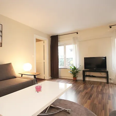 Saint-germain, Quai Voltaire Apartament